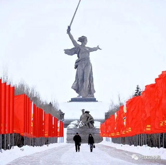 母亲》 (今伏尔加格勒)症候分析当代俄罗斯民族,胜利情结依然浓厚