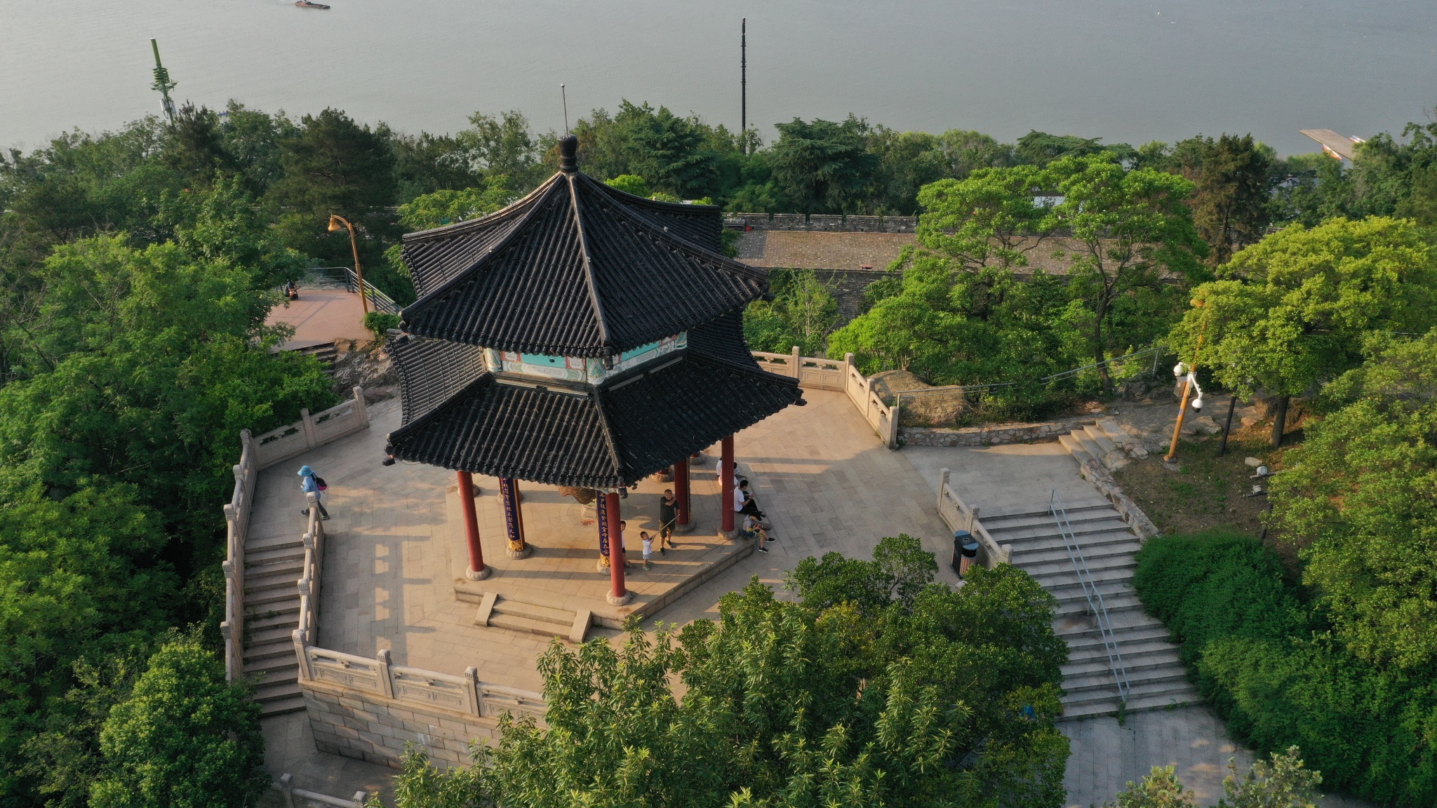 你知道南京有個九華山嗎