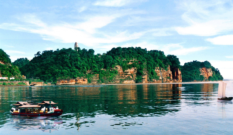 乐山大佛——隐形睡佛