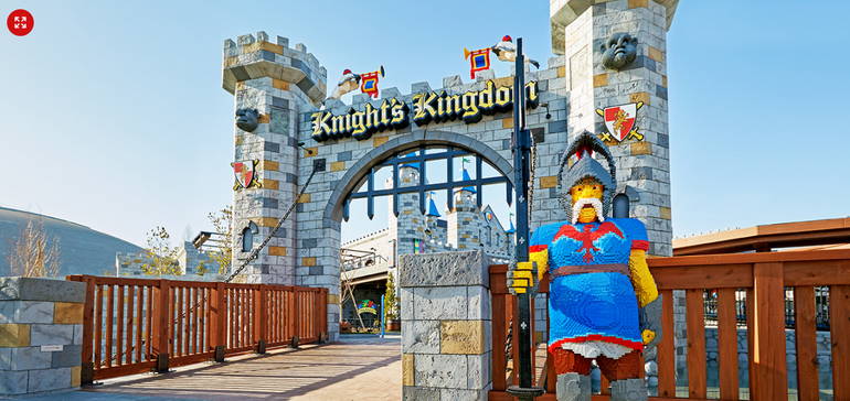 穿行在国王的城堡中,还能和骑士和公主一起接受快乐而有挑战性的挑战!