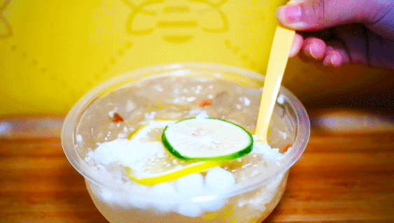 翻砂土红糖冰粉