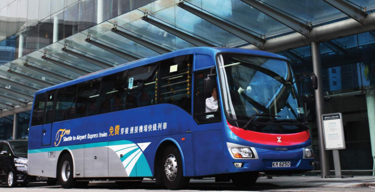 747474免费穿梭巴士服务乘搭机场快线前往香港中环市中心只需24