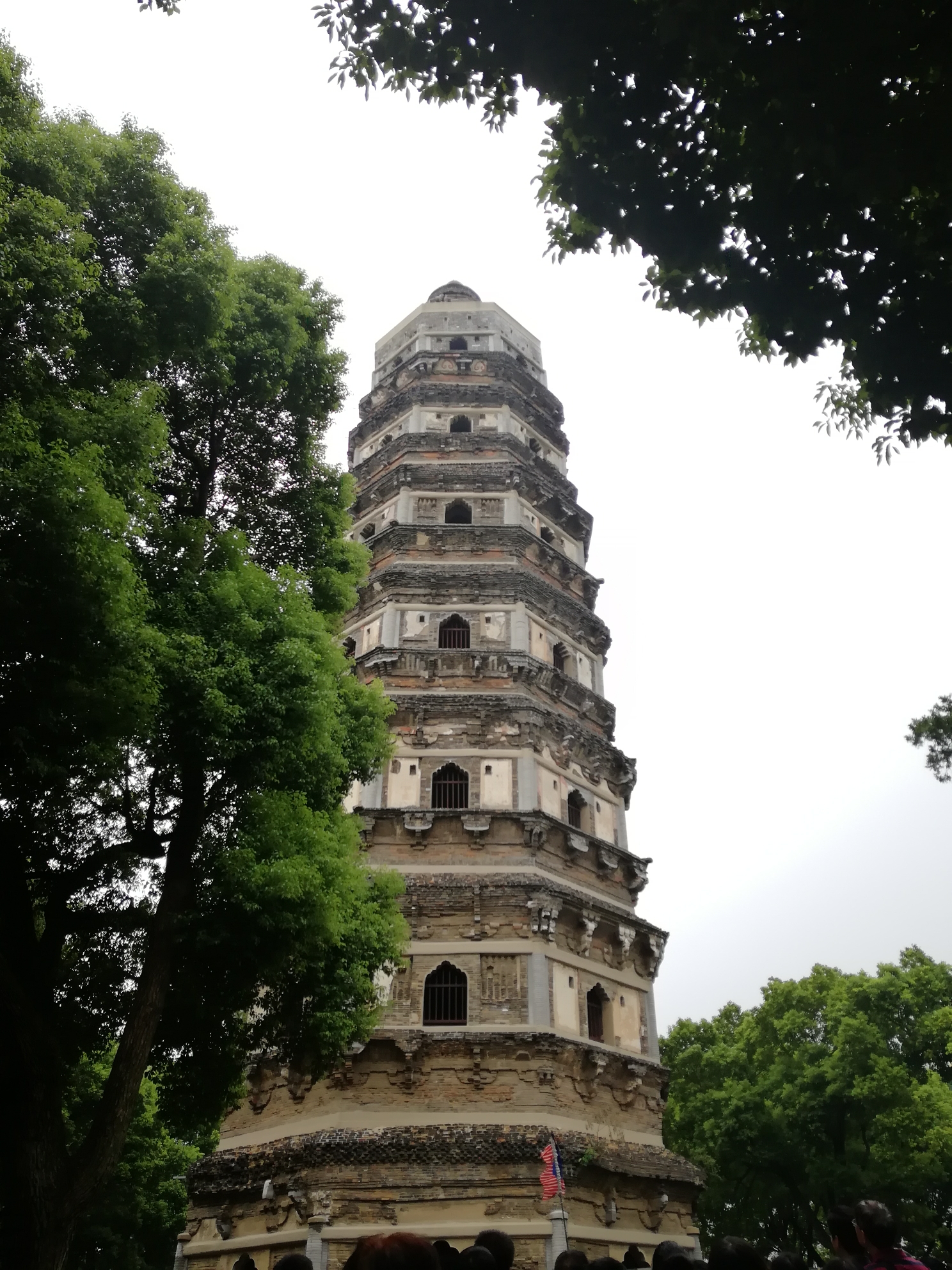 苏州虎丘路婚纱_苏州虎丘婚纱城图片(2)