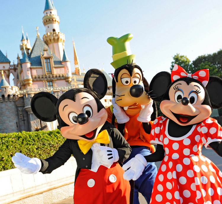 A Complete Guide to Disneyland California