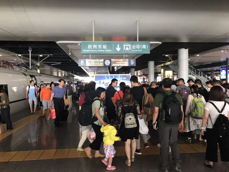 杭州东站                          点击查看大图