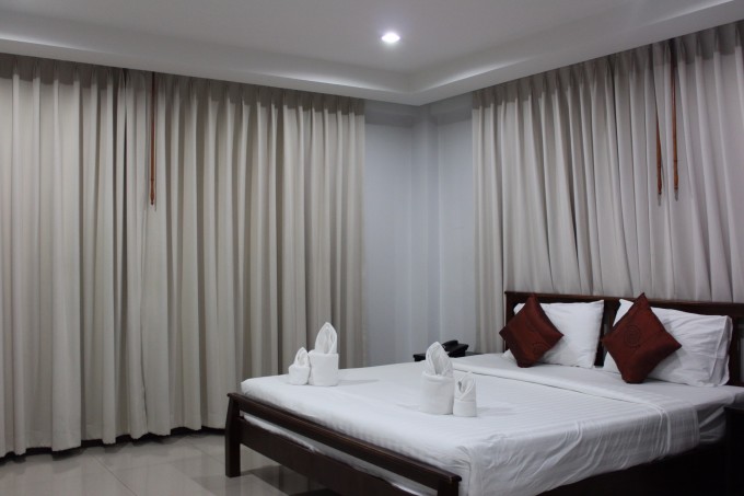 什么才是正规酒店 wKgBZ1nvTJaAEWIOAAY0Hp4JfeM55.jpeg?imageView2%2F2%2Fw%2F680%2Fq%2F90
