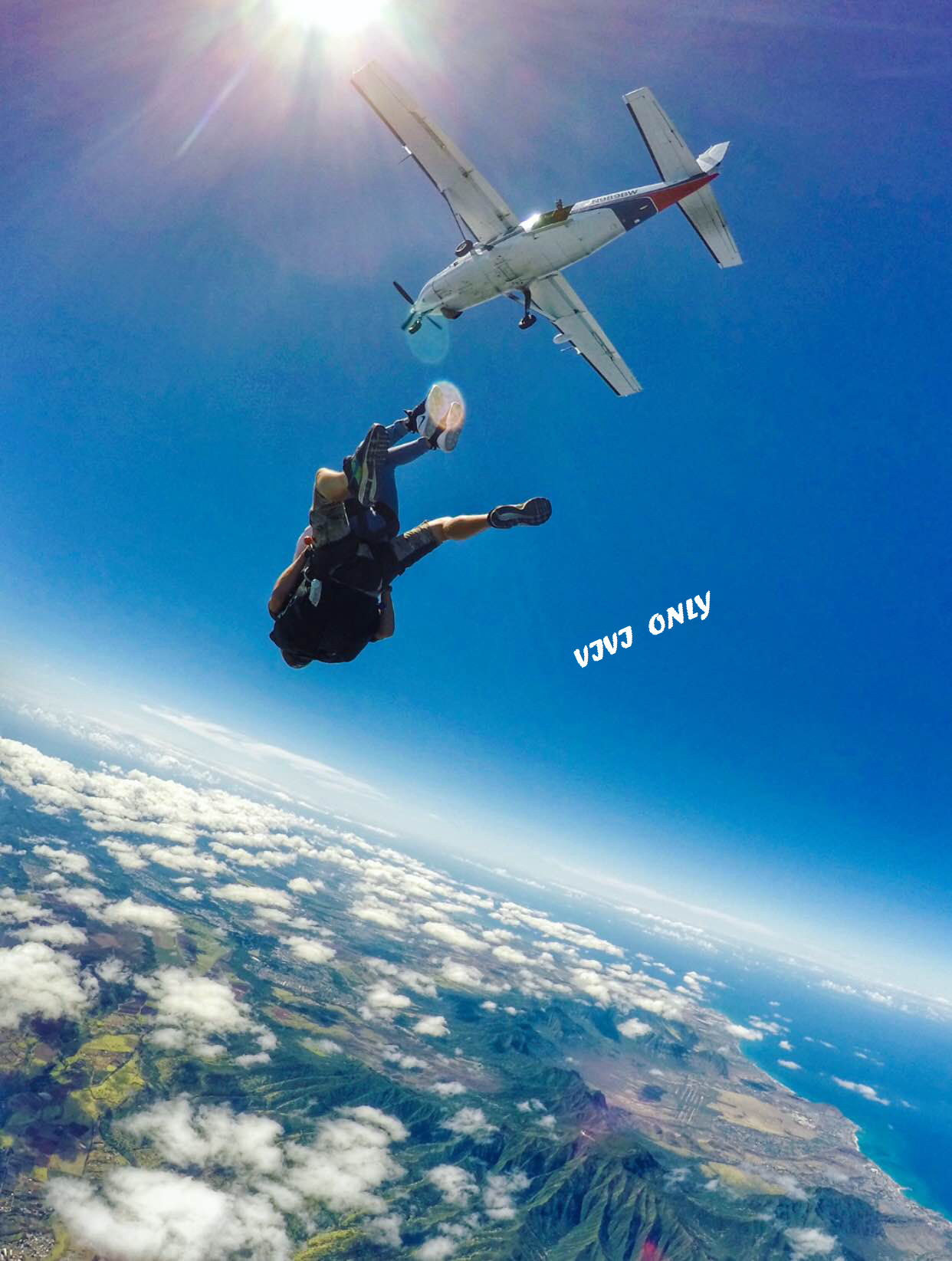 夏威夷跳伞全纪录——趁年轻,赶快去实现吧!