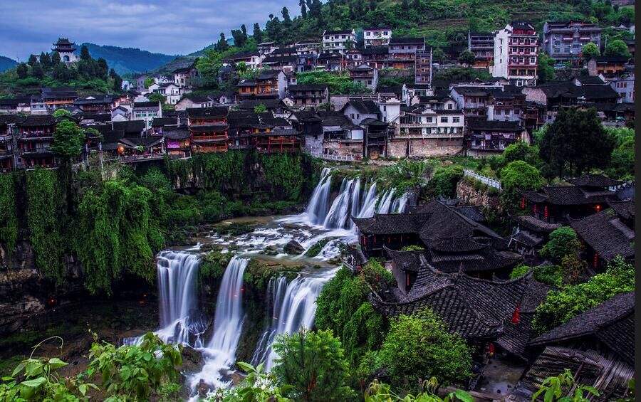 湖南湘西永顺县芙蓉镇大门票又叫王村挂在瀑布上的千年古镇实名制预订