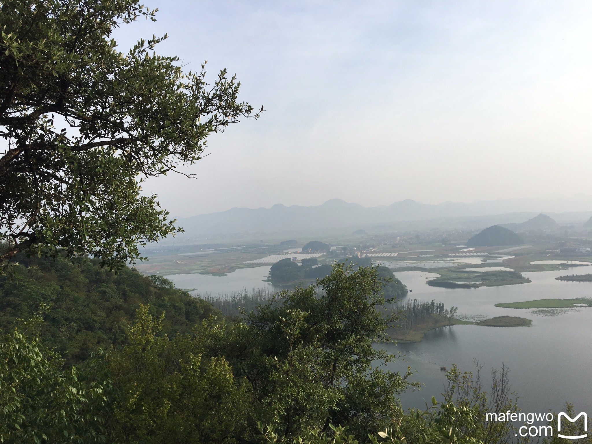 丘北有多少人口_冬访云南丘北仙人洞村 组图(3)