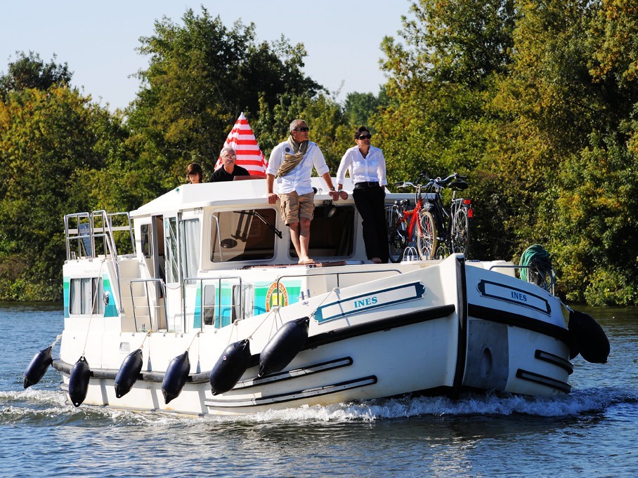 自驾游艇原来法国南部还能这么玩