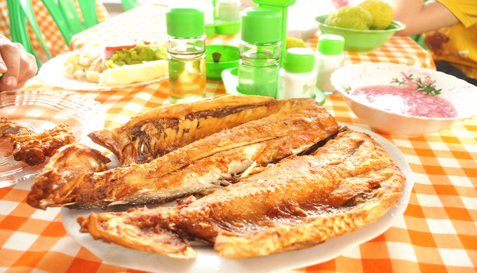 炸鱼 by图片来源于网络