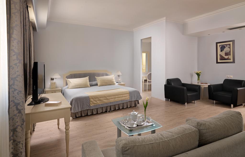 爱若特斯特拉托斯瓦西利科斯酒店 Airotel Stratos Vassilikos Hotel