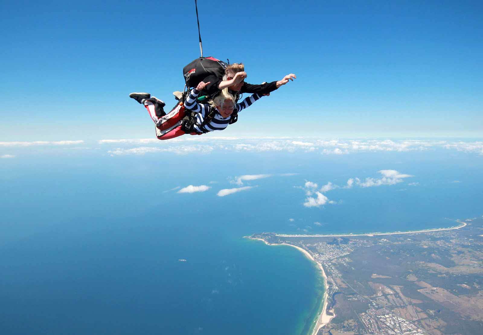 澳大利亚 拜伦湾 高空跳伞极限体验(澳洲浪漫小镇 高空俯瞰海岸线 可