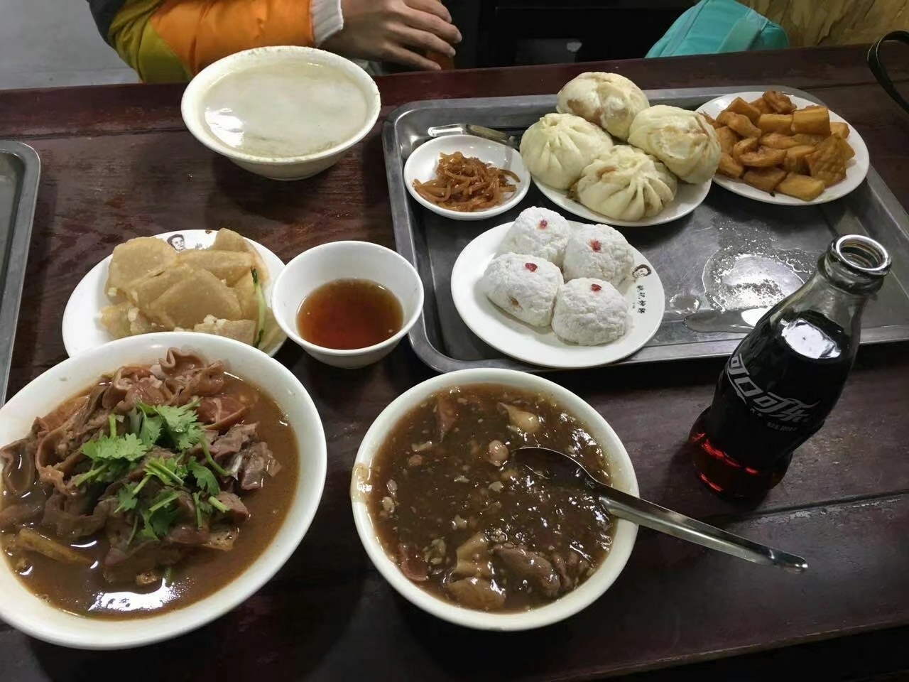 大董 人均