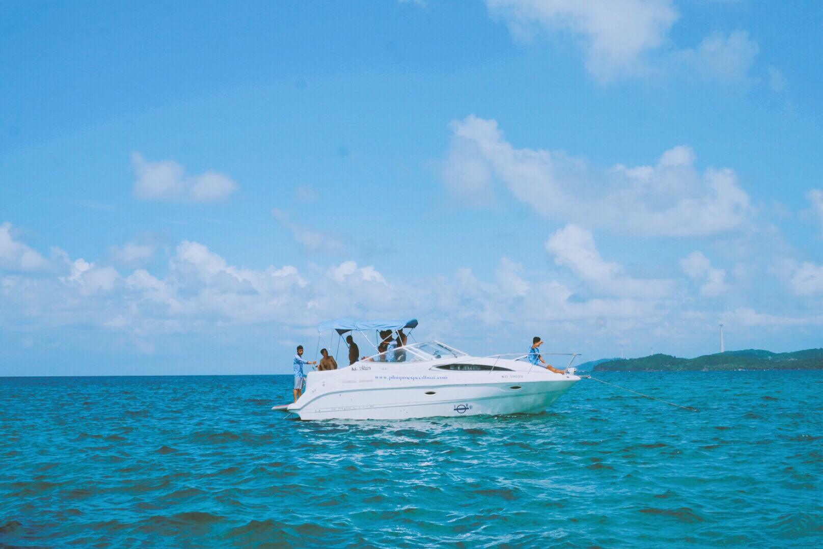 越南富國島豪華遊艇自定義出海8小時探險遊荒島探險海釣浮潛可升級獵