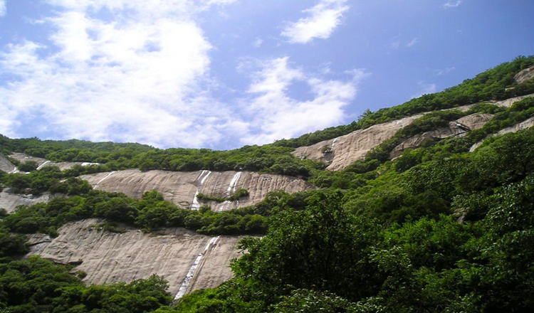 洛陽神靈寨風景區