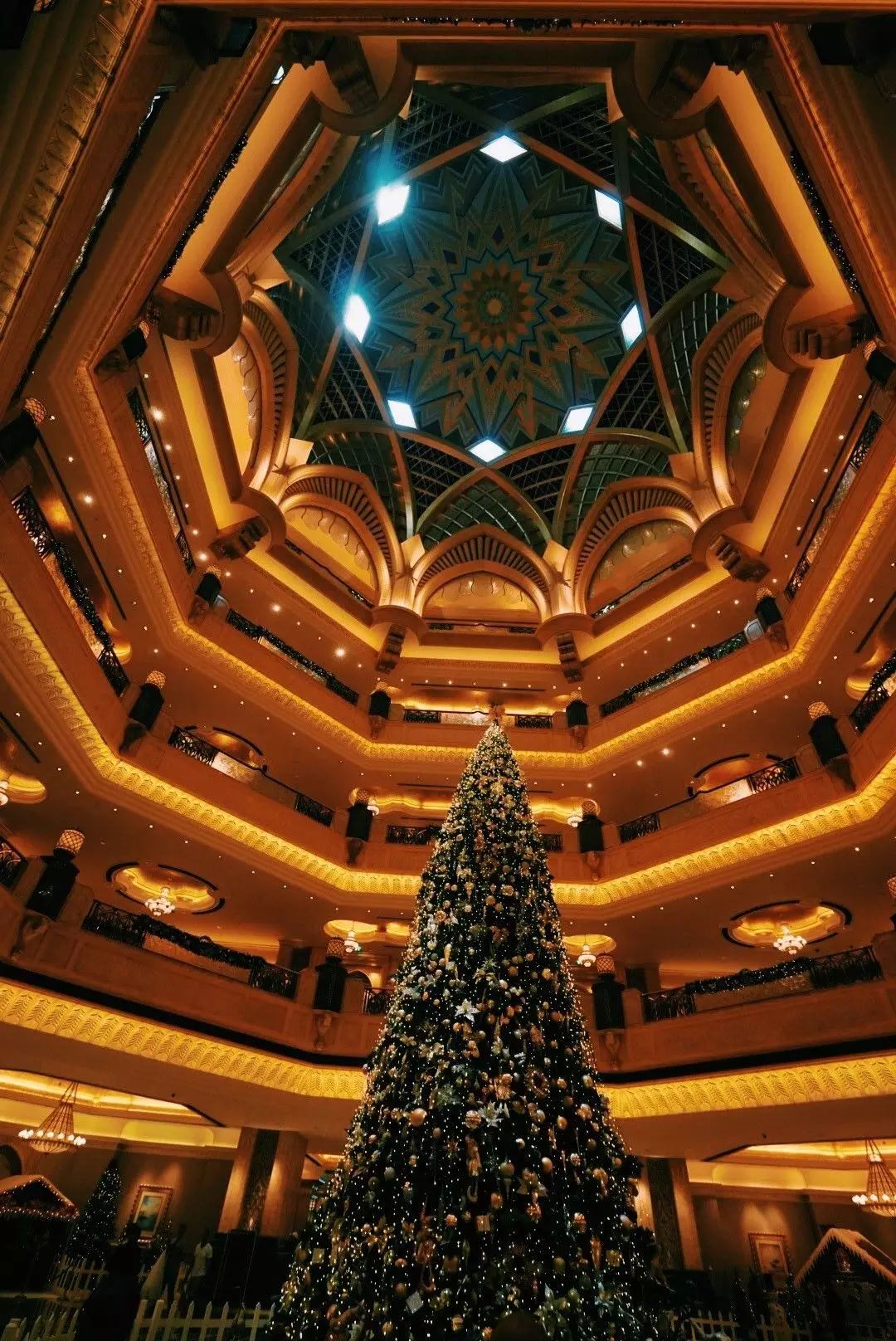 十星酒店见过吗?迪拜阿布扎比奢华酒店探秘