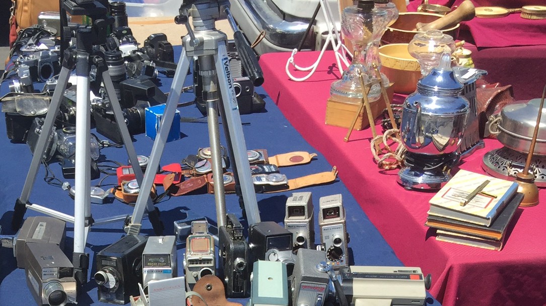 Vintage hunting in the United States: Los Angeles’ Rose Bowl Flea Market is famous for a reason.