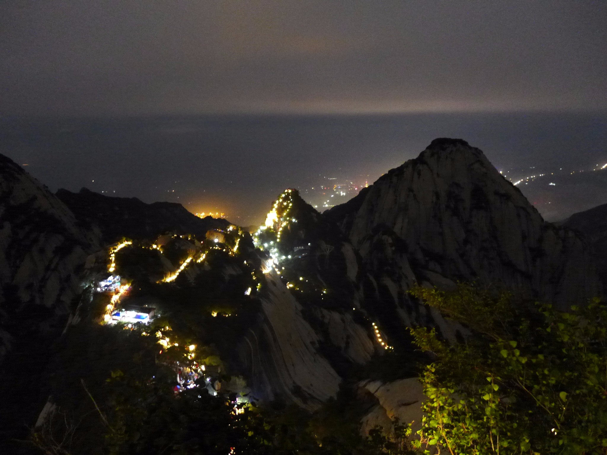 夜爬华山小贴士 只为一睹绝美的日出云海