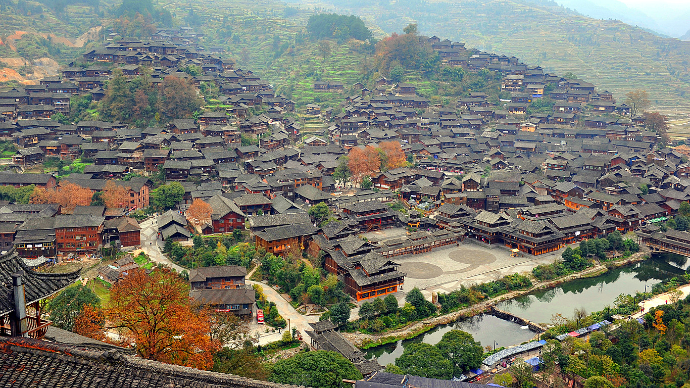 在這裡你將參觀到全國最大的苗族文化博物館,瞭解苗族衣食住行,節慶