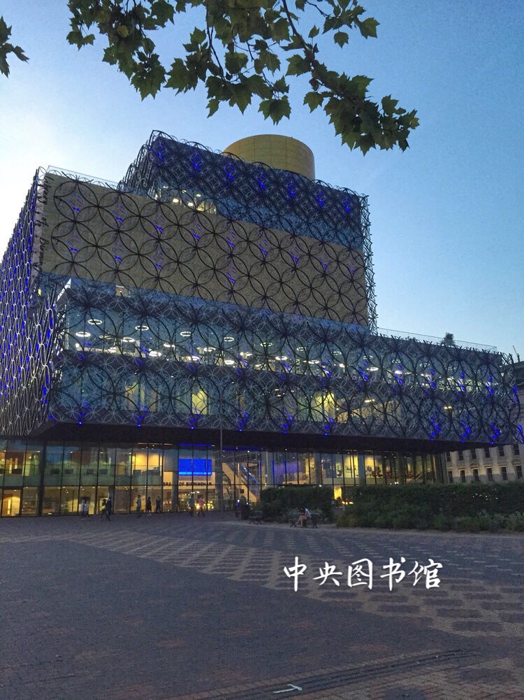 伯明翰景点-百年广场