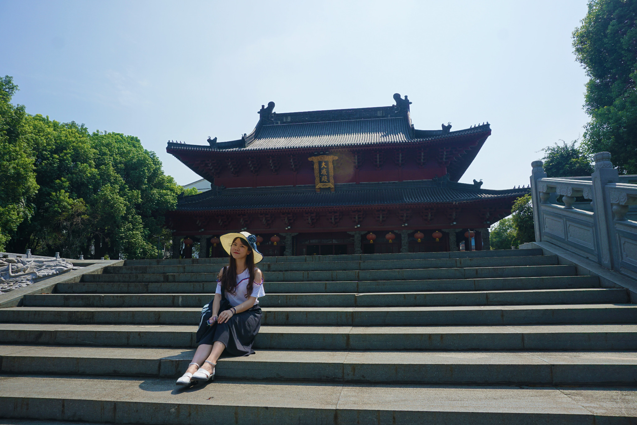 绳金塔