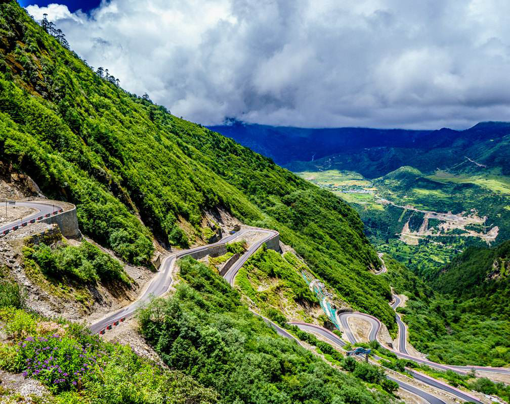山南勒布沟精品3日游体验高原特色滑沙桑耶沙丘赠送矿泉水酒店接送