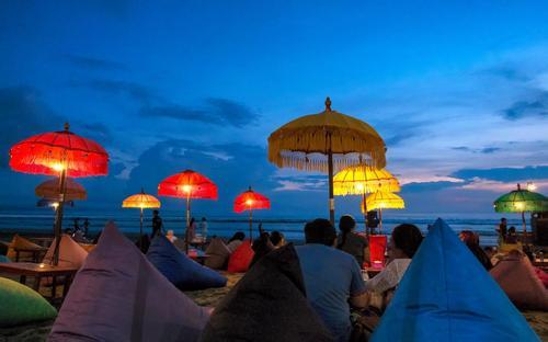 巴厘島情侶6日浪漫浪漫之旅專屬定製(浪漫溫情漂浮早餐 享受精品spa