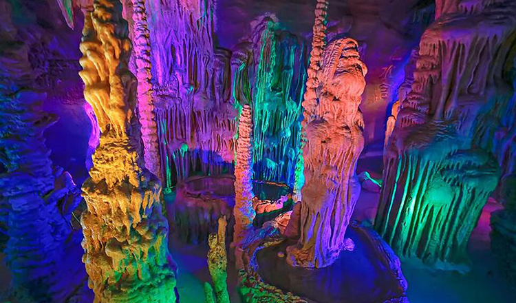 山东临沂地下大峡谷门票