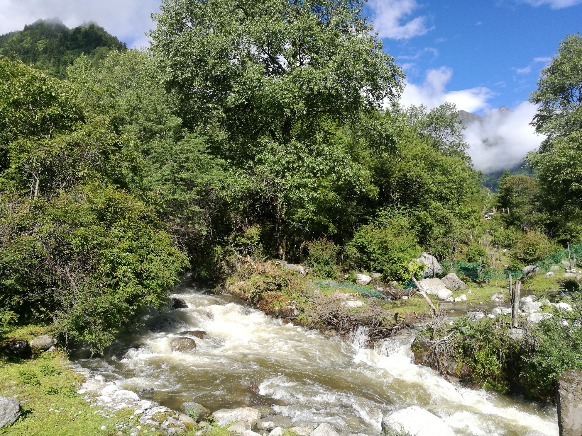 孟屯河谷木厂沟