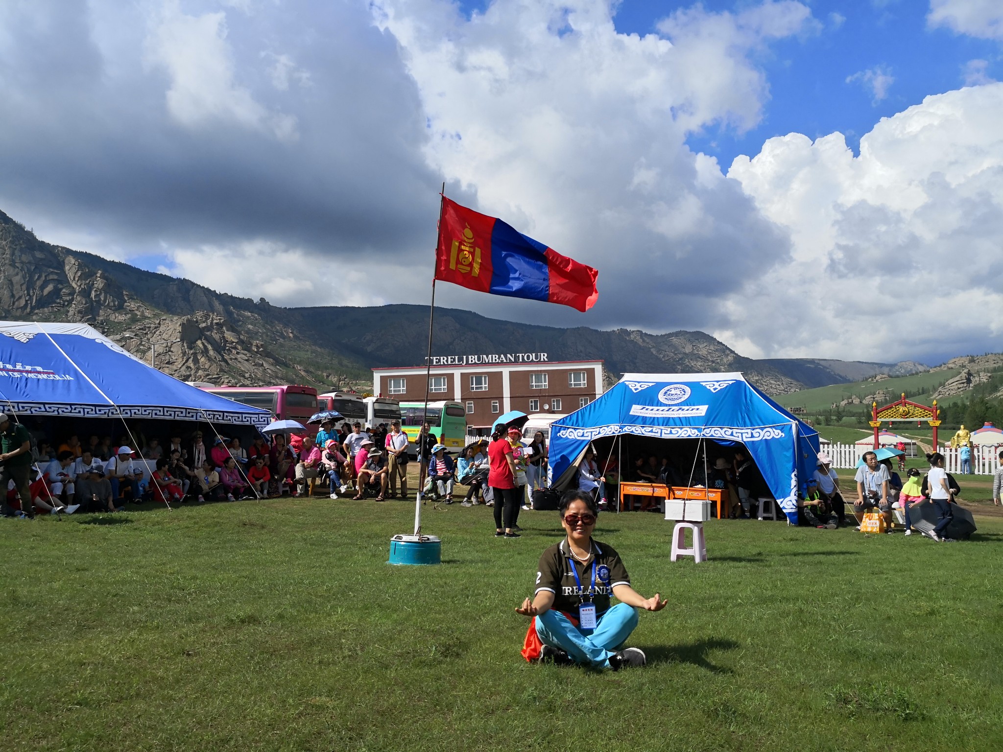 蒙古2|特日勒吉度假村——小型那达慕