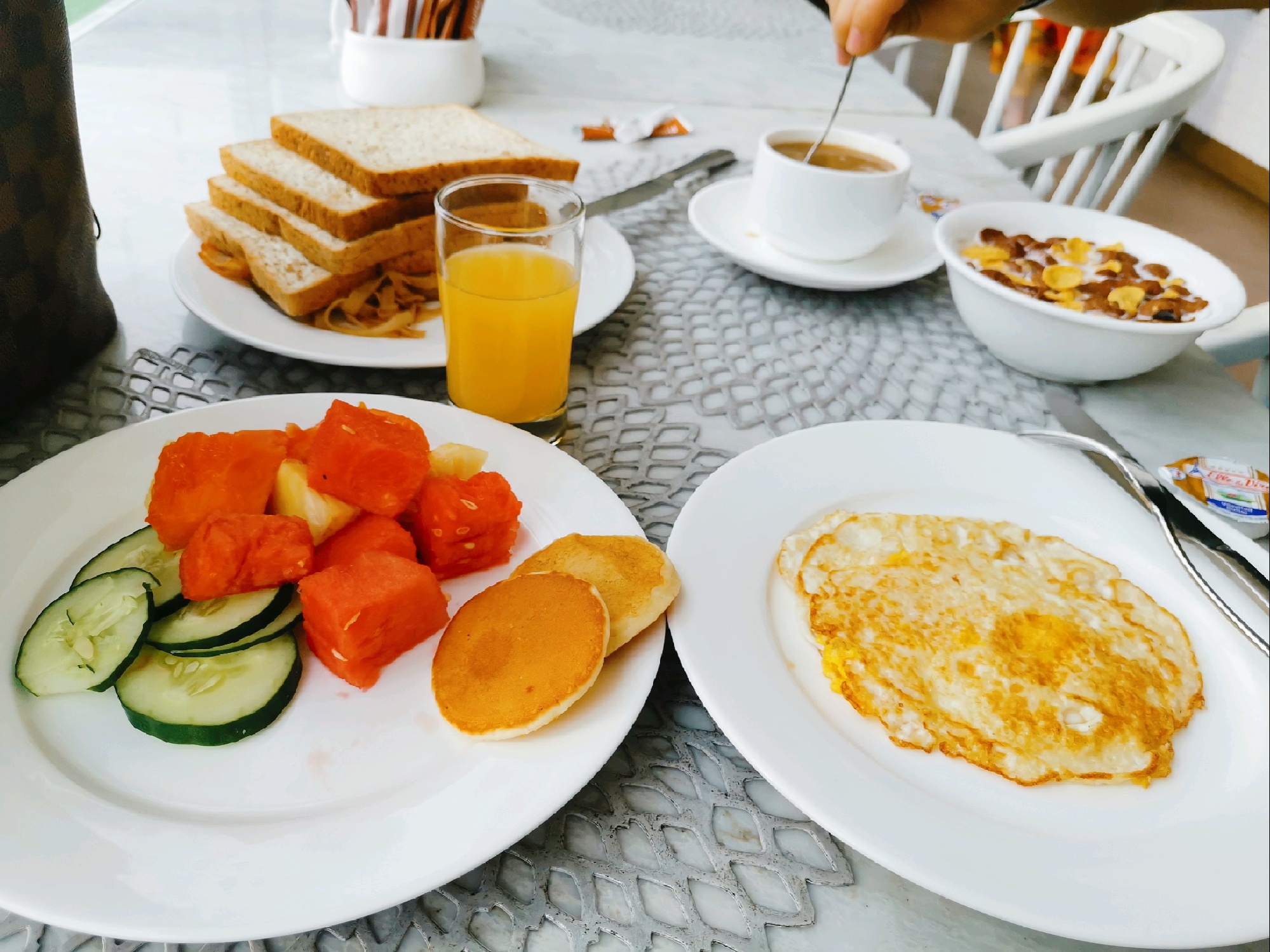 Layangan All Day Dining