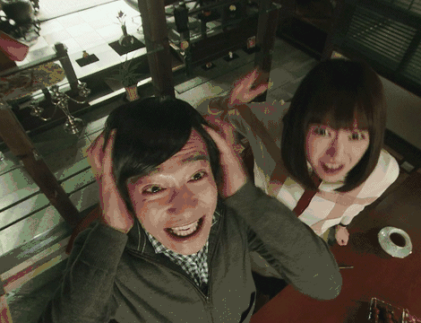 女主黛真知子就是在地铁里邂逅了巧舌如簧但三观不正的古美门研介