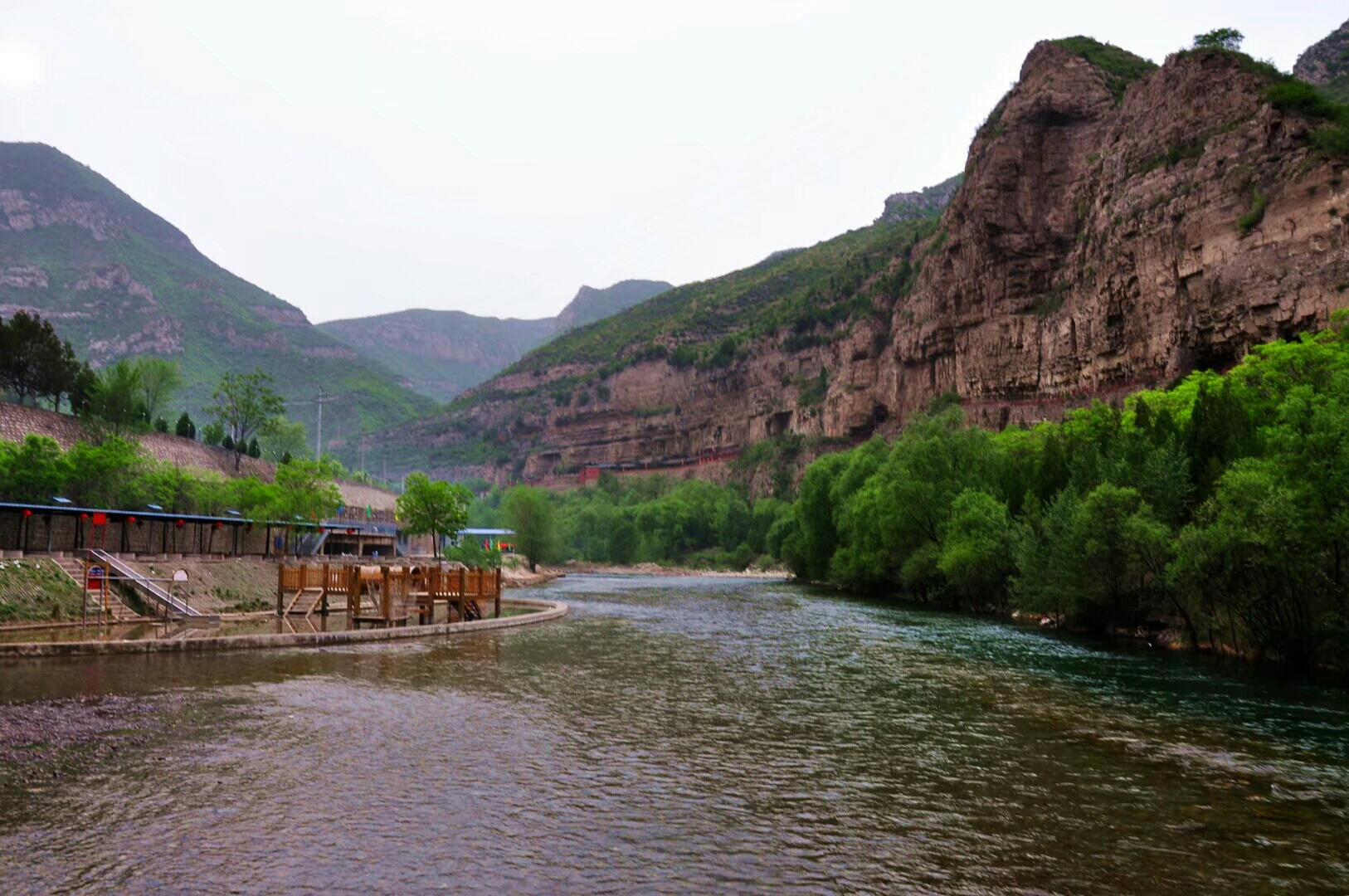 扑朔迷离的柳林河