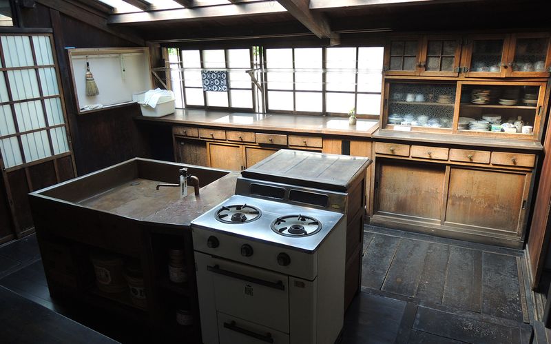 东京老街谷根千,带你一秒穿越回昭和时代逛吃逛吃