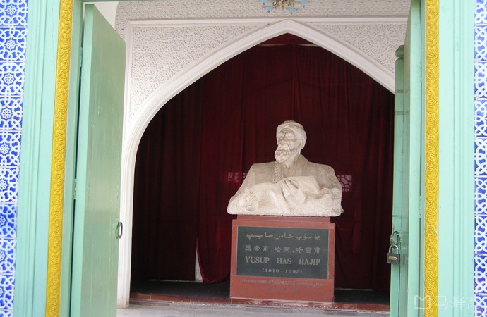 玉素甫·哈斯·哈吉甫墓旅游图片,玉素甫·哈斯·哈吉