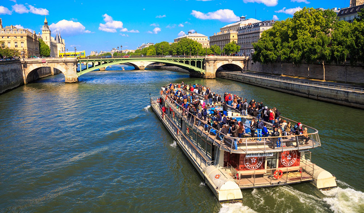 巴黎塞纳河游船观光票bateaux parisiens玻璃顶船(电子票 12种语言的