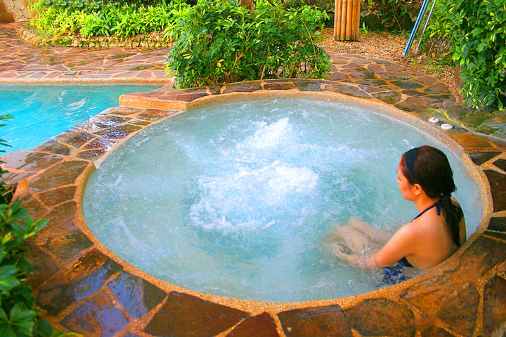 宁乡灰汤紫龙湾温泉一日游天天发团