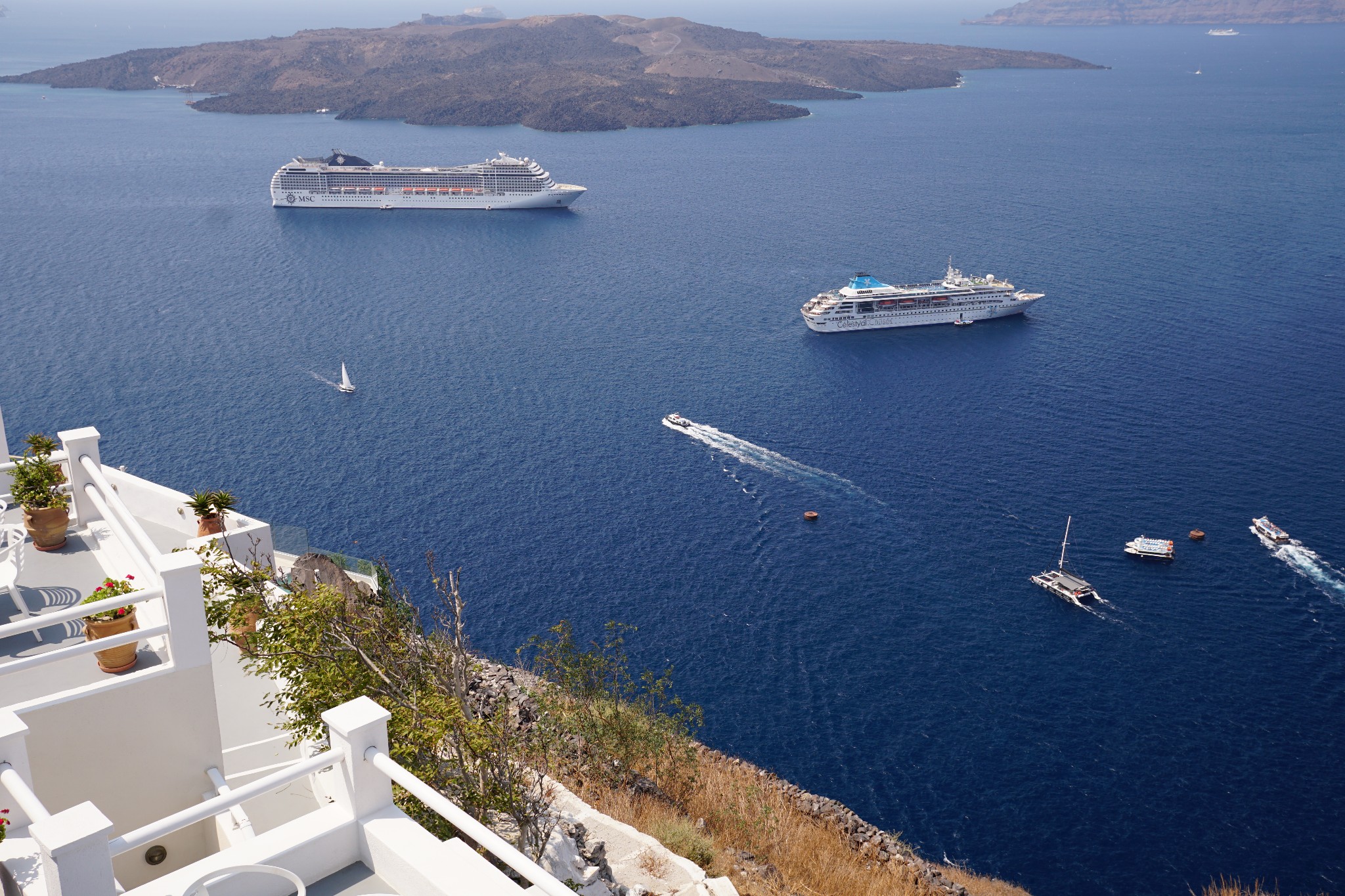 圣托里尼爱琴海诸岛中的纯与蓝