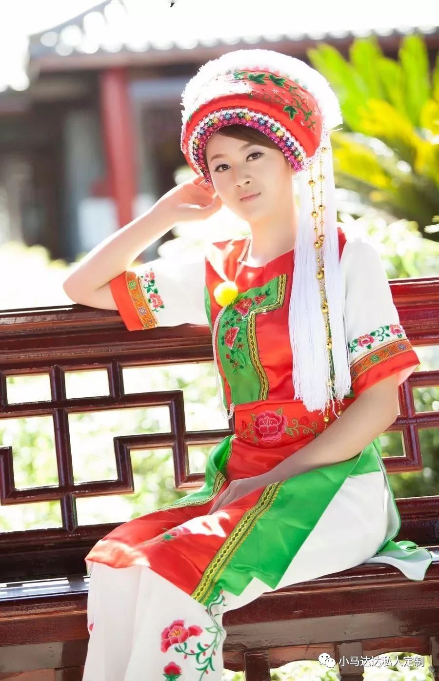 大理白族金花服寓意的风花雪月