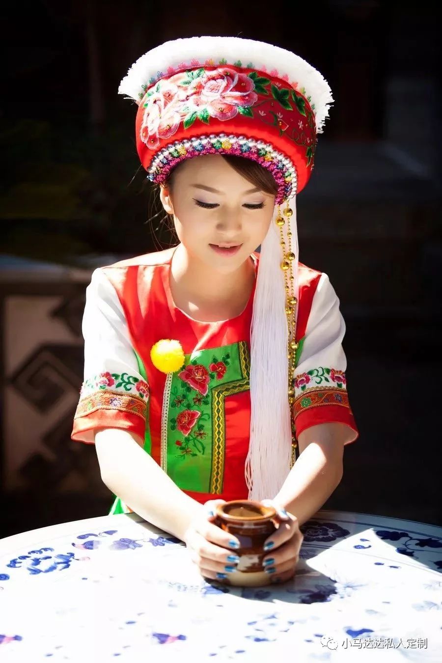 大理白族金花服寓意的风花雪月