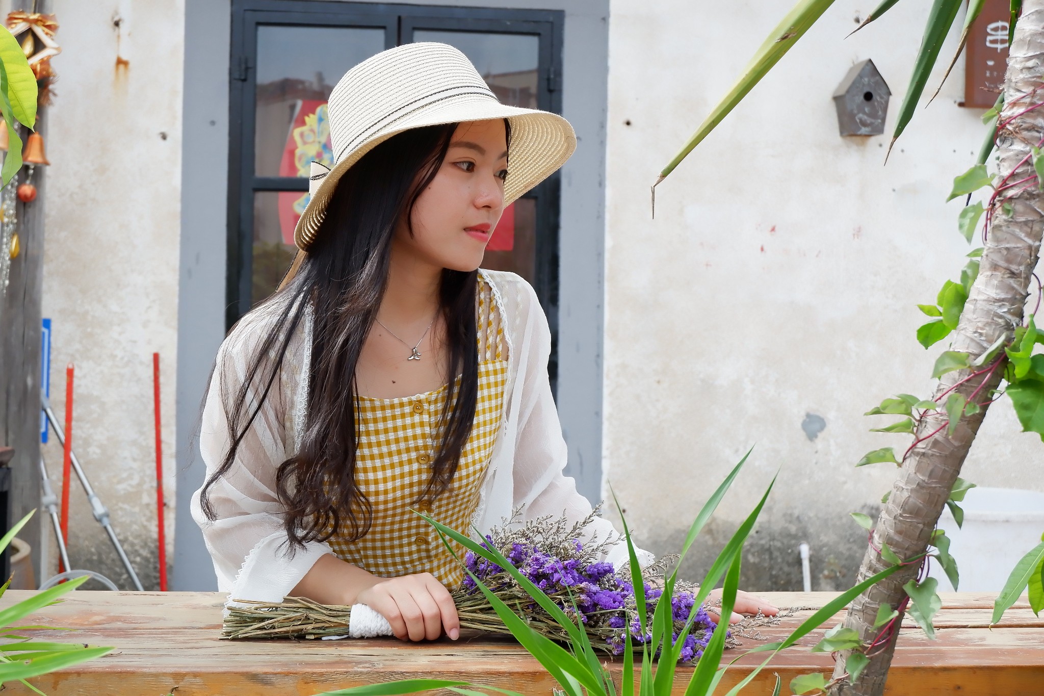 未知,不偏不倚刚好出生在九十年代中期,我称自己为95后假文艺女青年