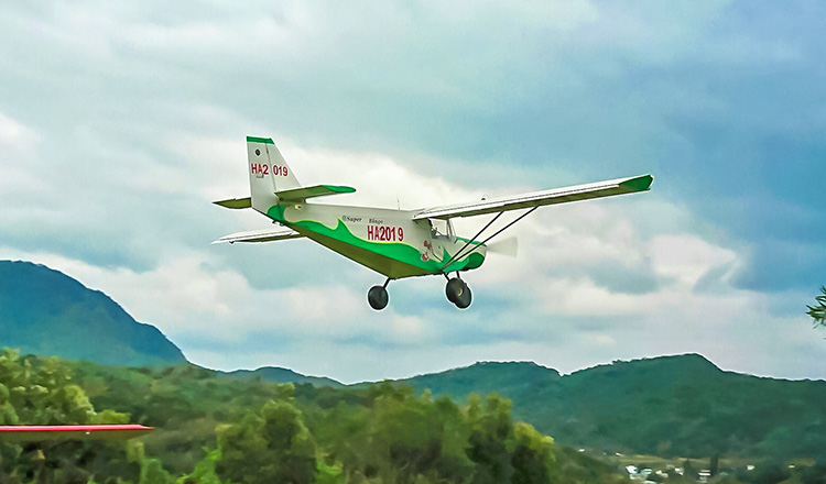 花蓮飛行傘輕航機體驗(太魯閣飛行傘 縱谷線滑翔傘 包艙式/開放式輕航