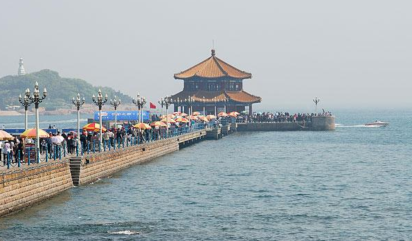 青岛经典线路 道路交通博物馆 五四广场 栈桥 一日游