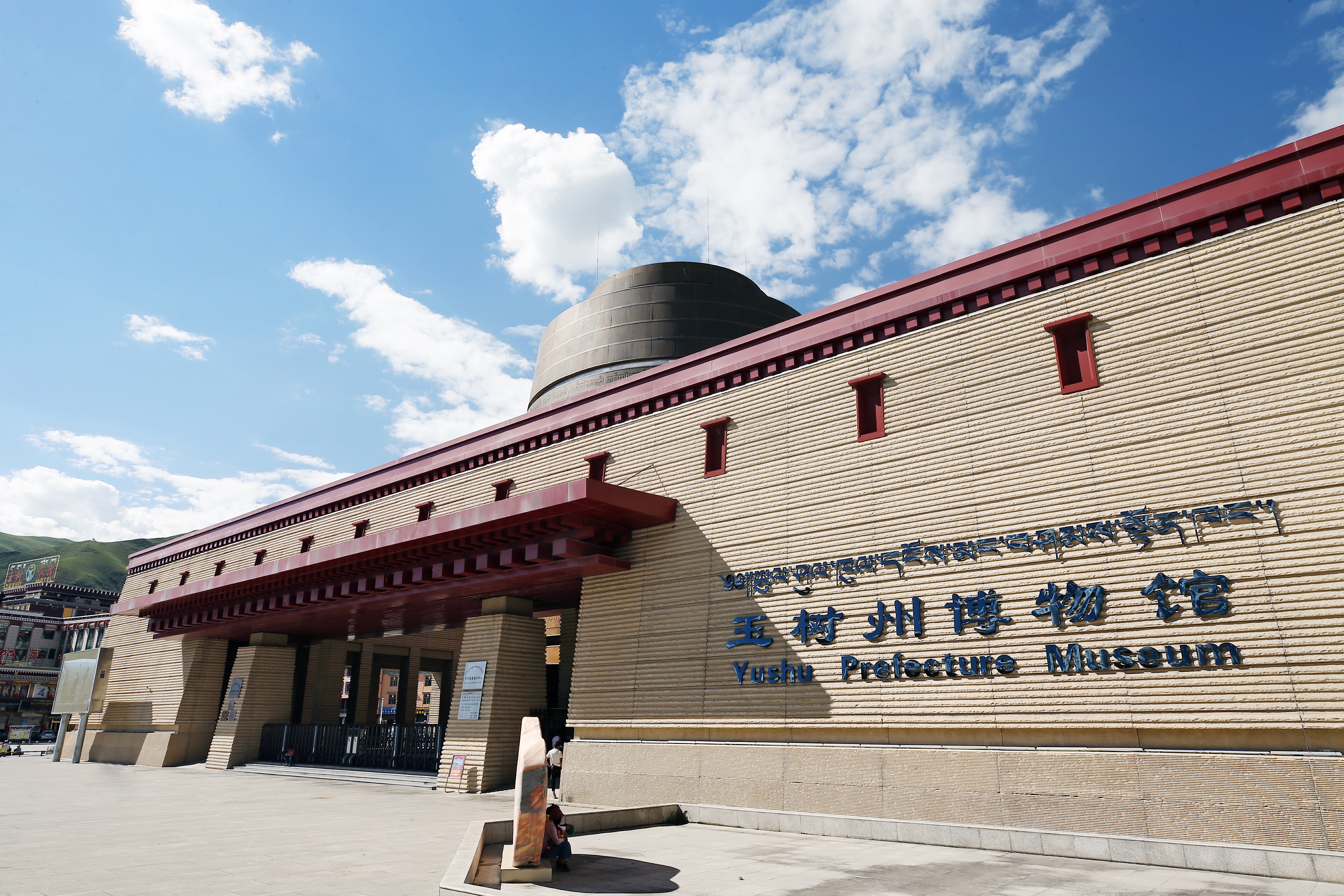 bmw中国文化之旅玉树旅游攻略