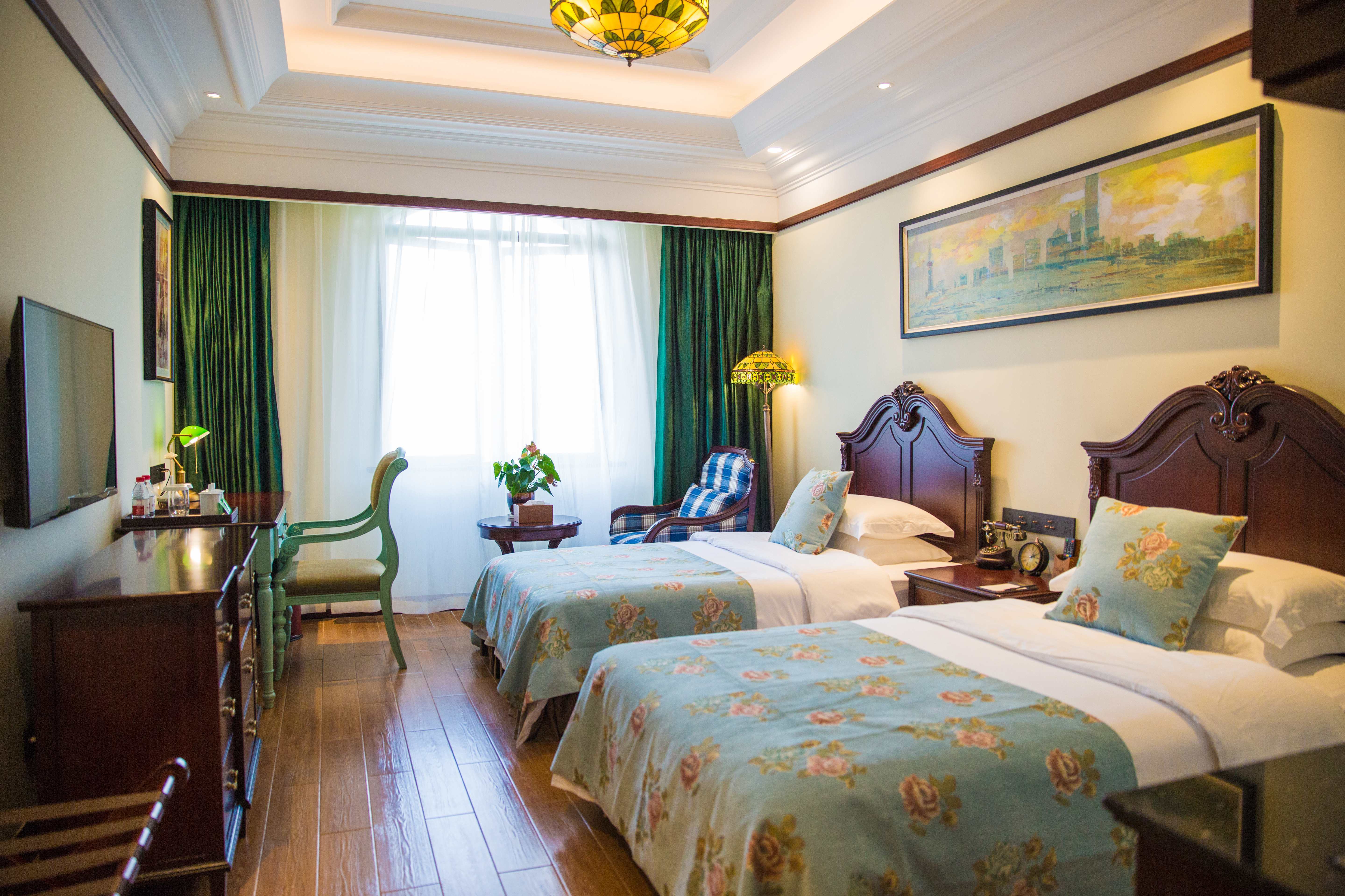 金华东阳横店影视城礼查饭店1晚2晚住宿套餐三景点四景点梦幻谷含景区