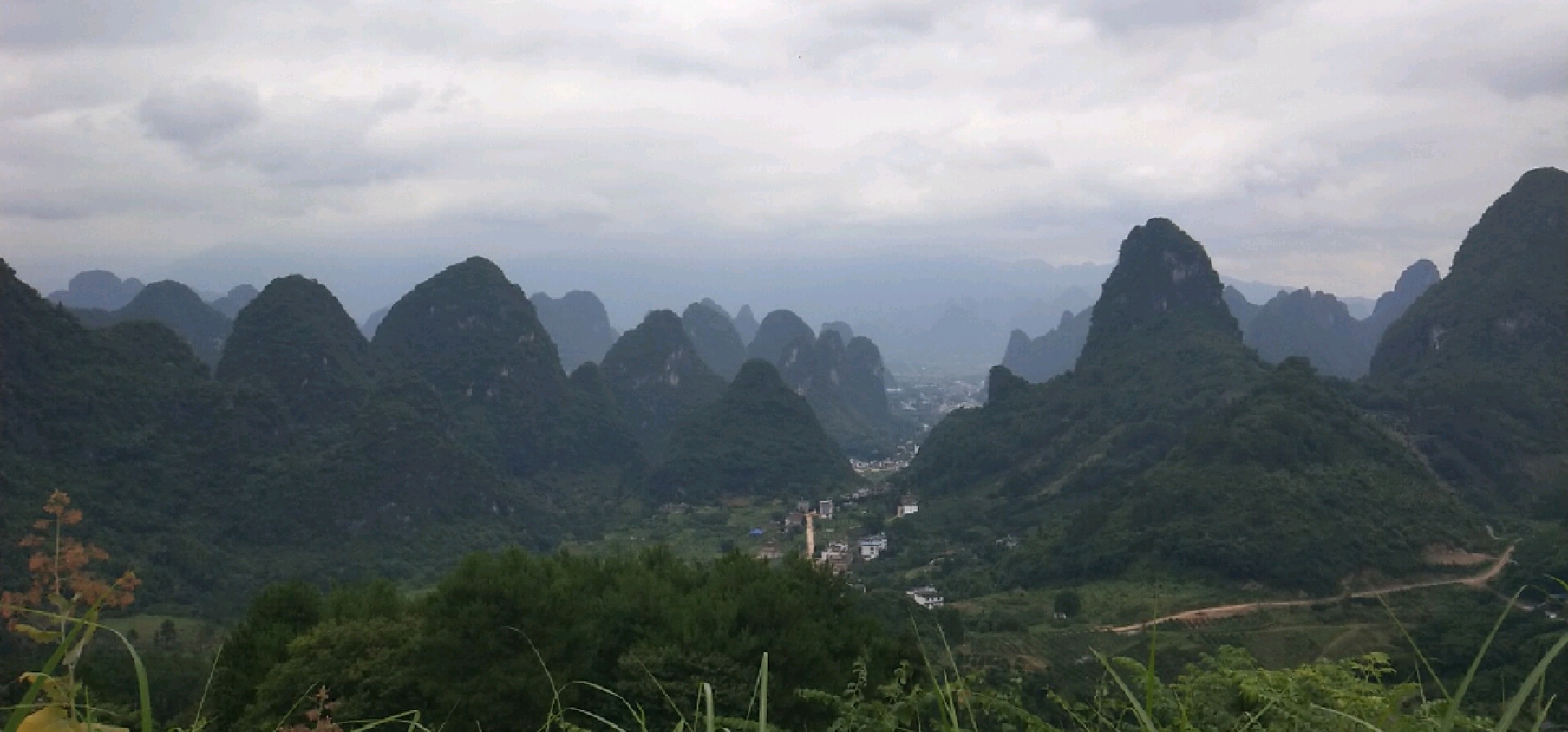 鸡小丫汉堡炸鸡蛋糕