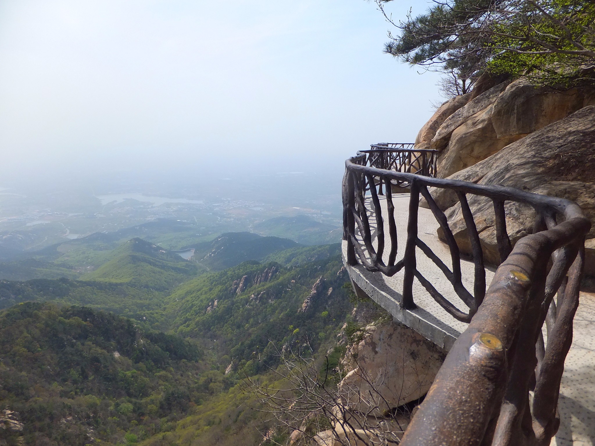 徒步蒙山主峰龟蒙顶(平邑蒙山)