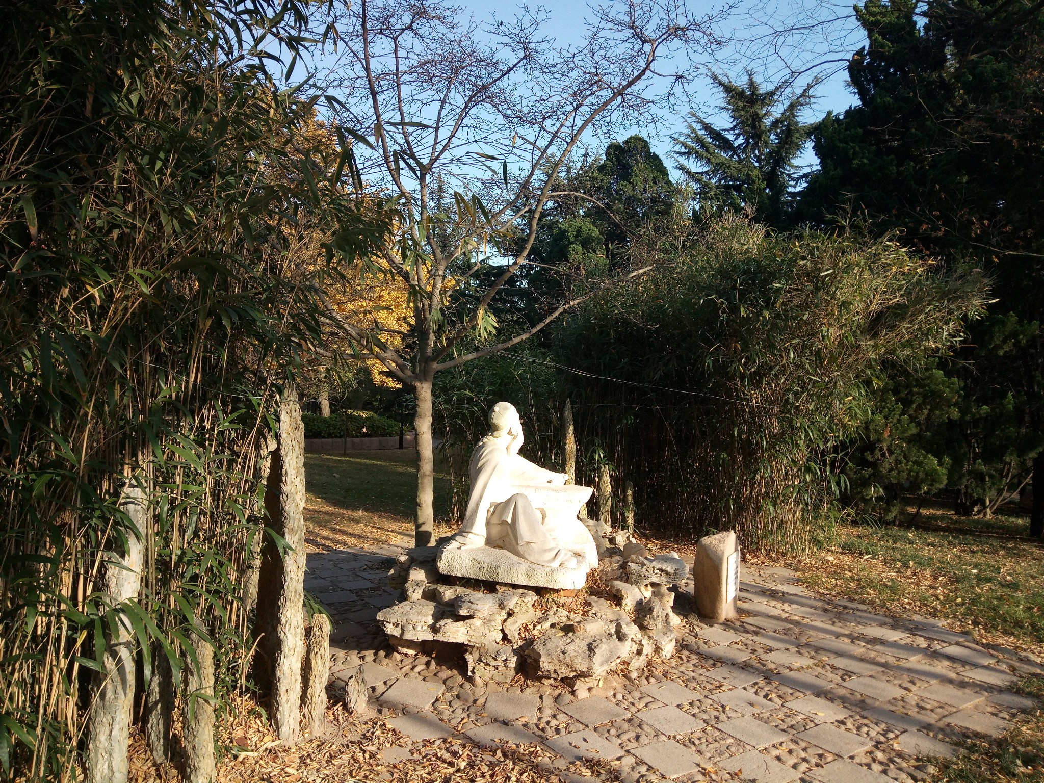 青岛百花苑前世的万国公墓