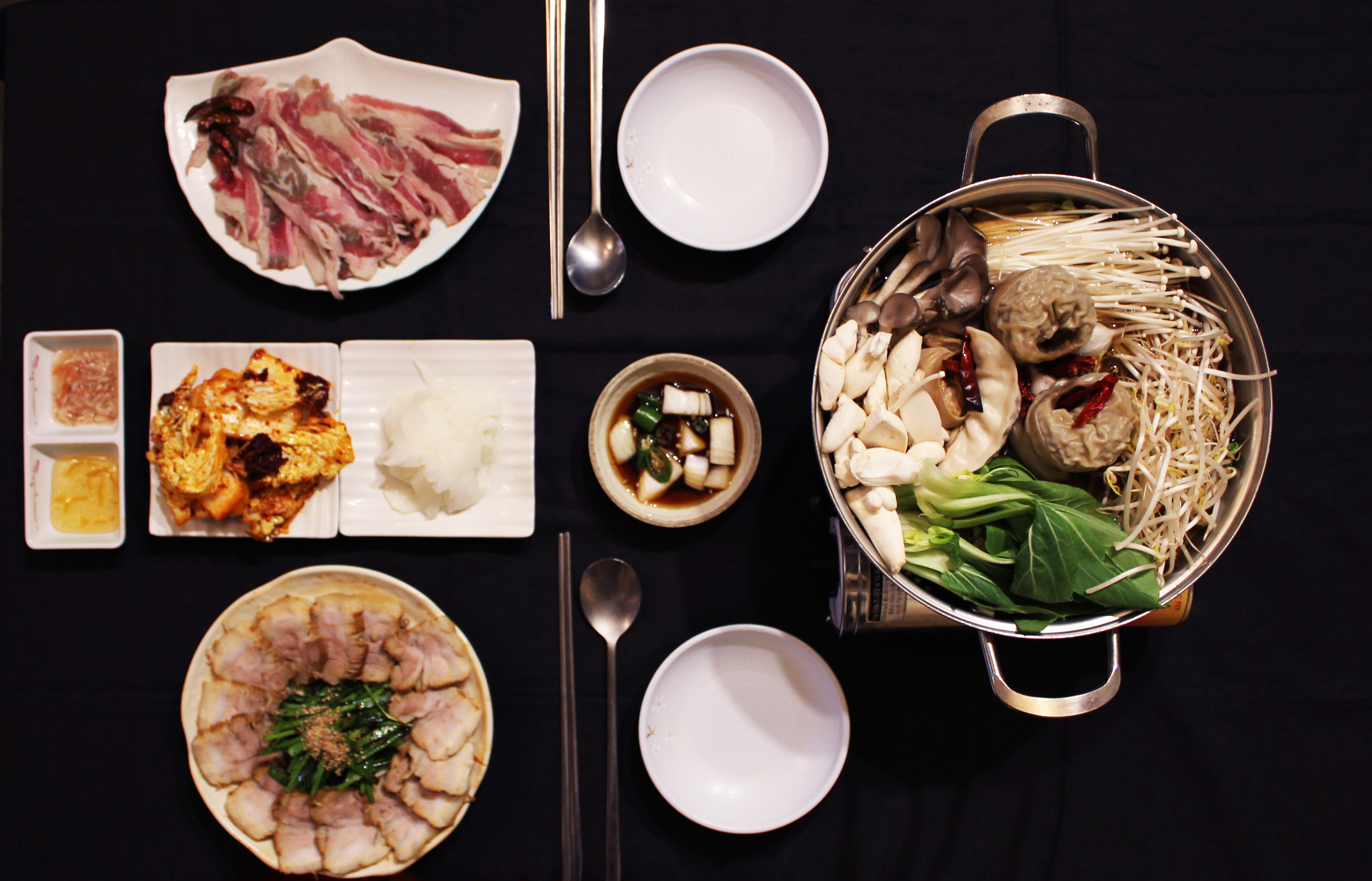 jalppajin荞麦面(一号店)手工饺子火锅 小份柚子白切肉(2人套餐)